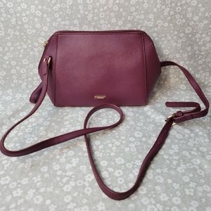 Womens Lovevook Crossbody/Purse